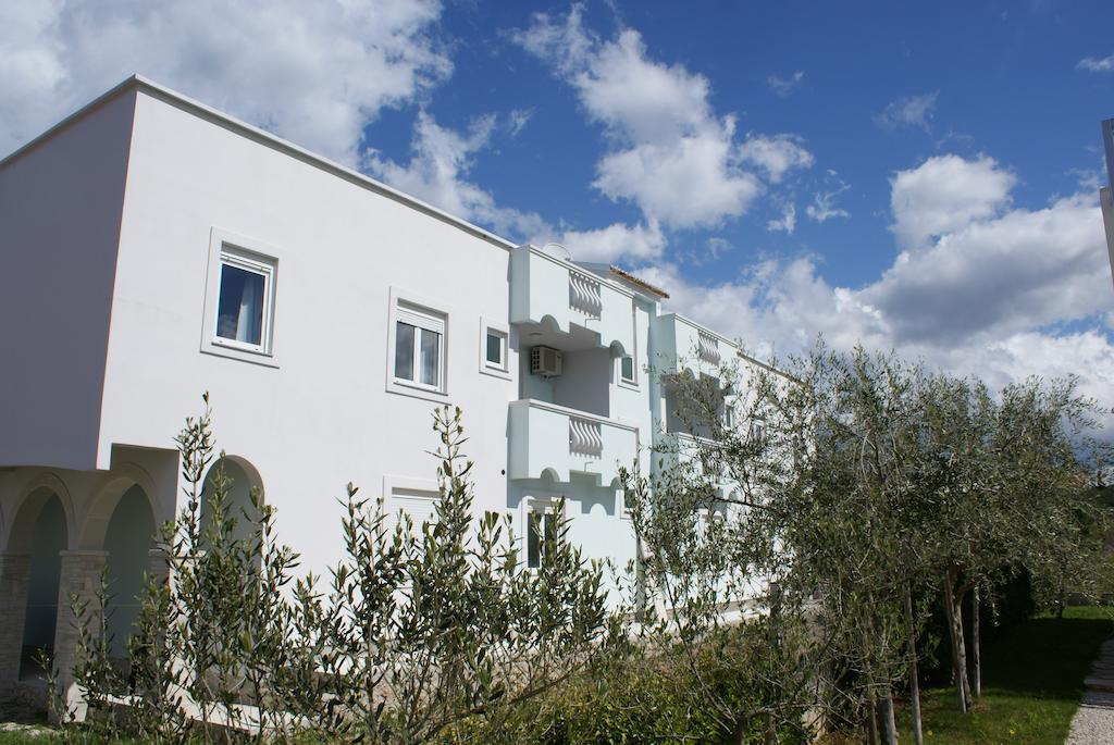 Apartments Toka Petrčane Zewnętrze zdjęcie
